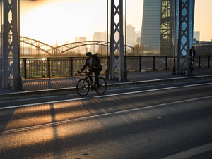 Jack Wolfskin Pioneers Sustainable Design Solutions in New Bike Commute Collection